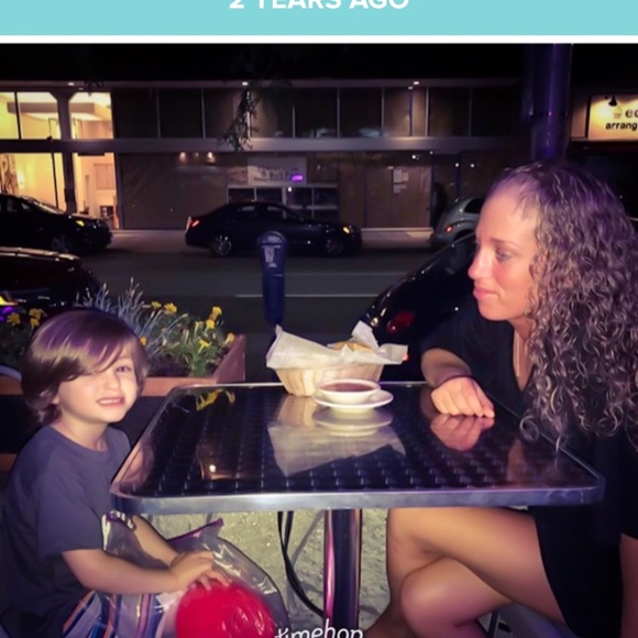 Meet your Posher, Andrea - Picture 1 of 1